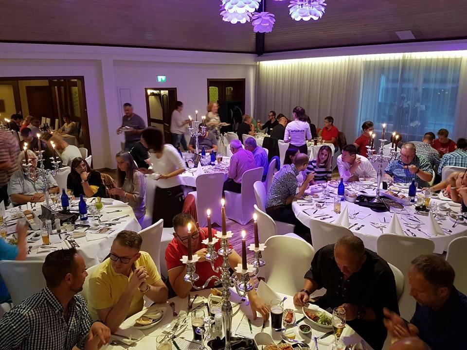 Rhoenblick Landhotel - Restaurant - Countrypub Petersberg  Buitenkant foto